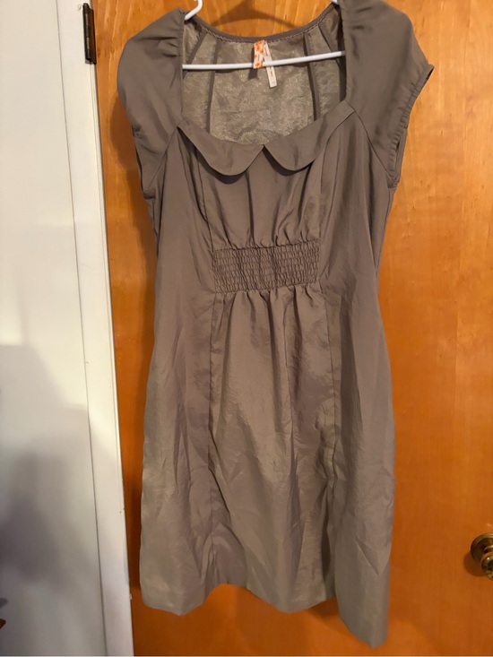 Anthropologie Dresses & Skirts - Anthropologie Taupe Scoop-Neck Smocked Waist Mini Dress by Maeve sz10